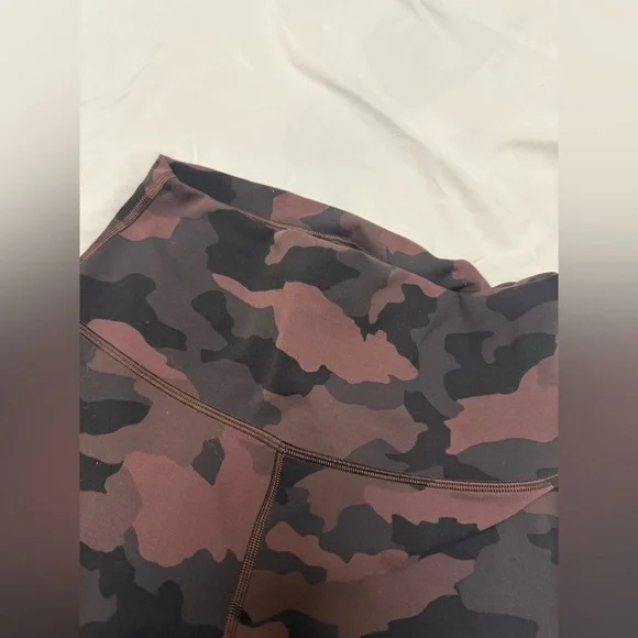 Lululemon Wunder Train High-Rise Tight 25" - Picture 5 of 9